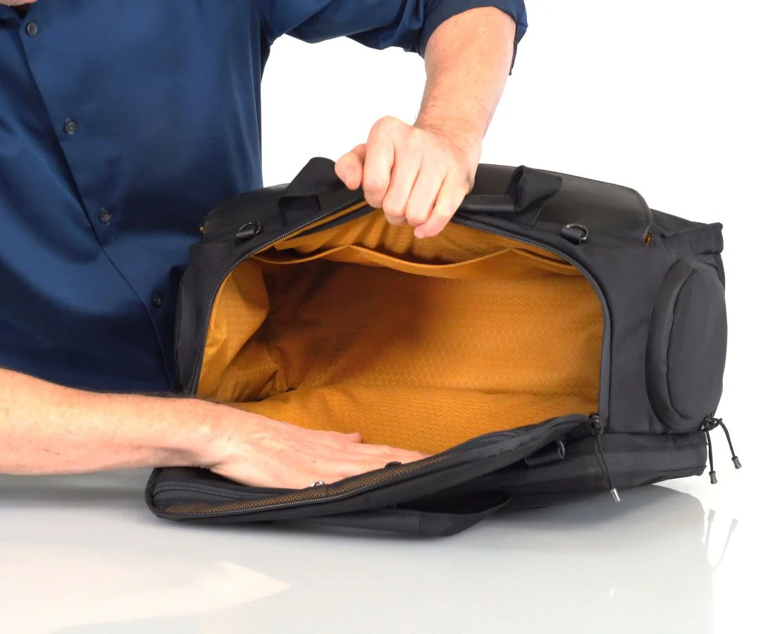 Air Duffel Carry-On - Image 3