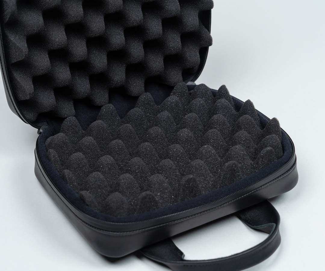 Eggsecutive Case - Image 4
