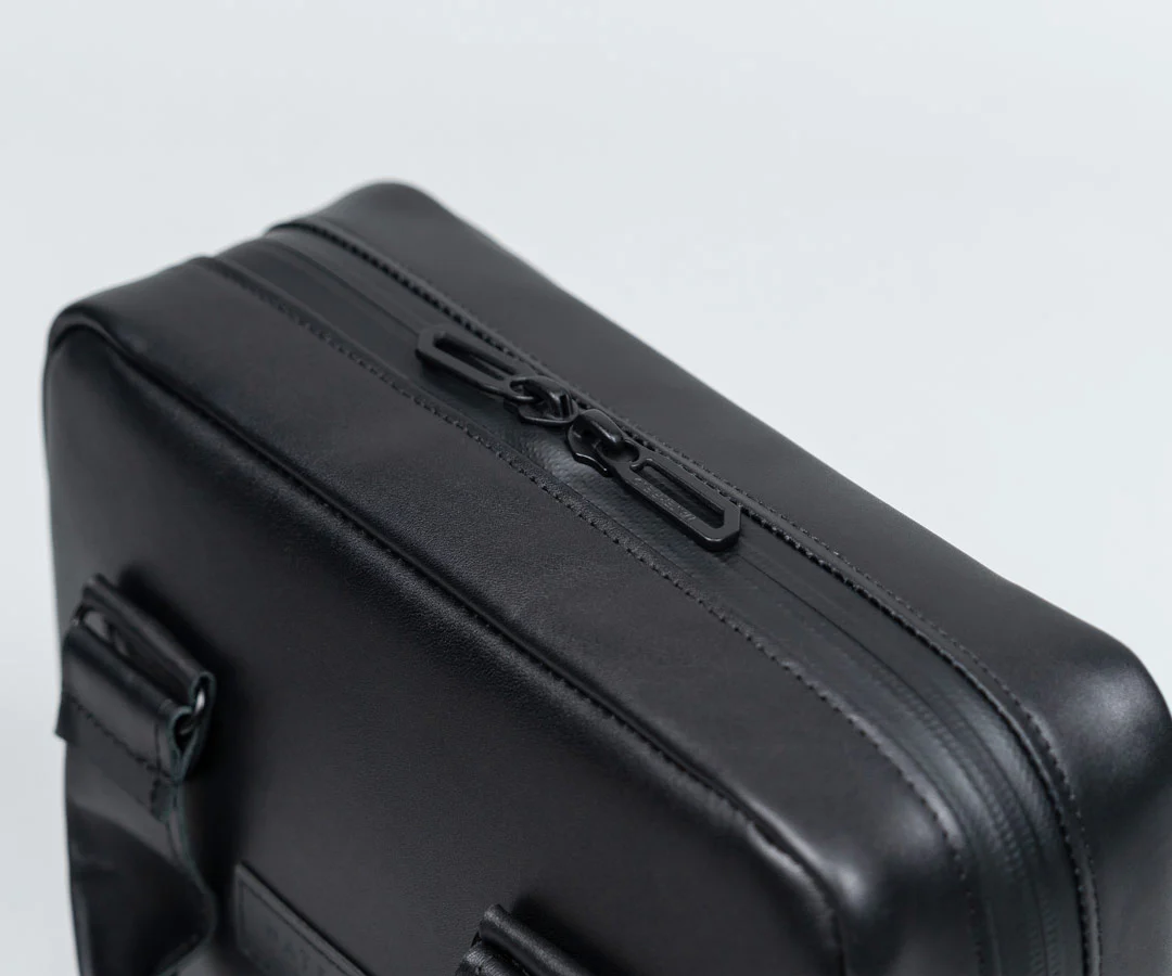 Eggsecutive Case - Image 7