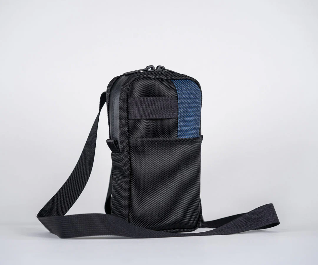 Essential iPhone Pouch - Image 5