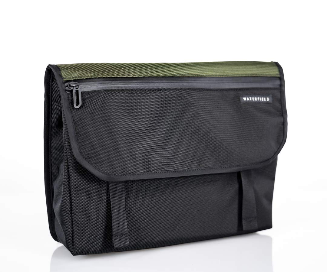 Essential Messenger Laptop Bag - Image 20