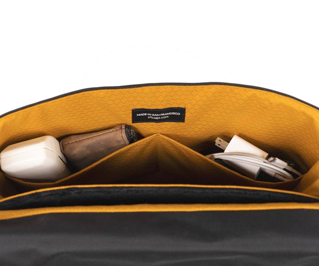 Essential Messenger Laptop Bag - Image 5