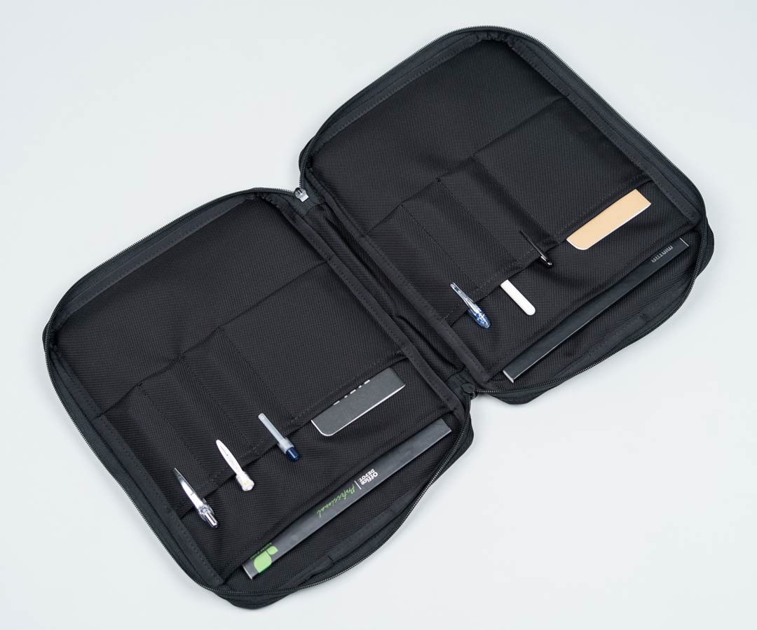 Executive Folio for Laptops and Tablets - Image 4