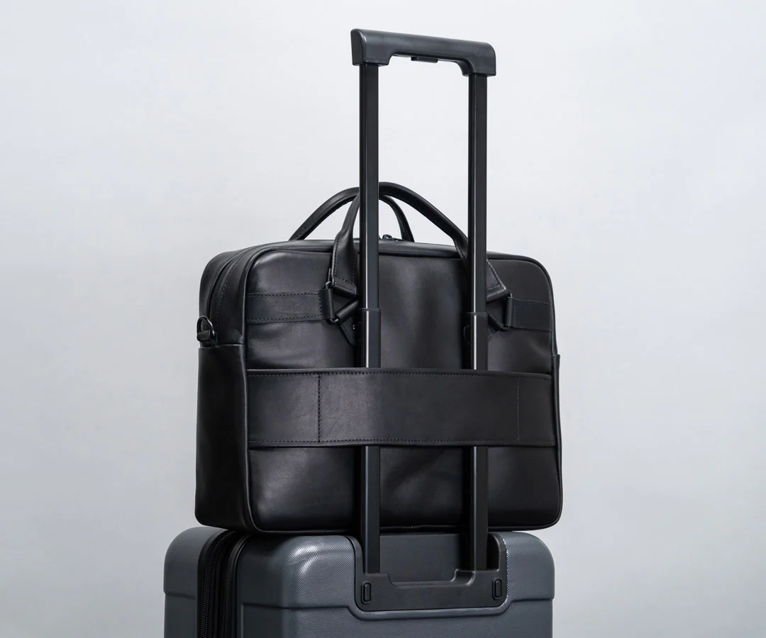 Executive Leather Laptop Briefcase - Image 8
