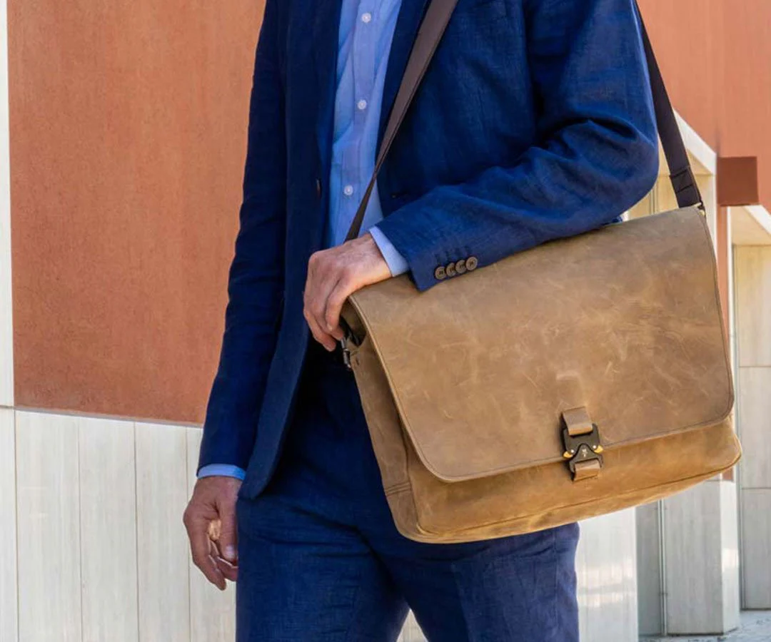 Executive Leather Messenger - Image 12