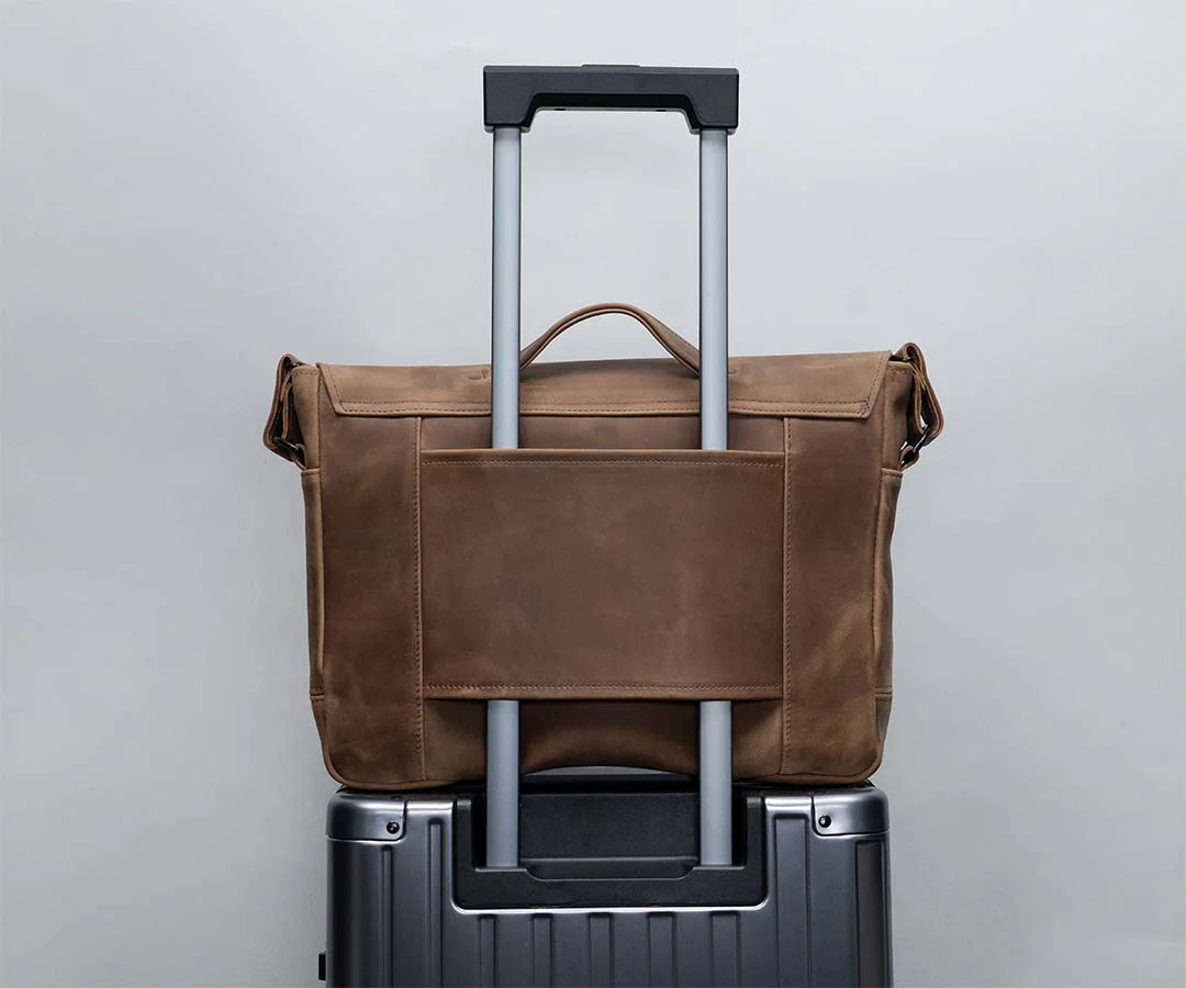 Executive Leather Messenger - Image 7