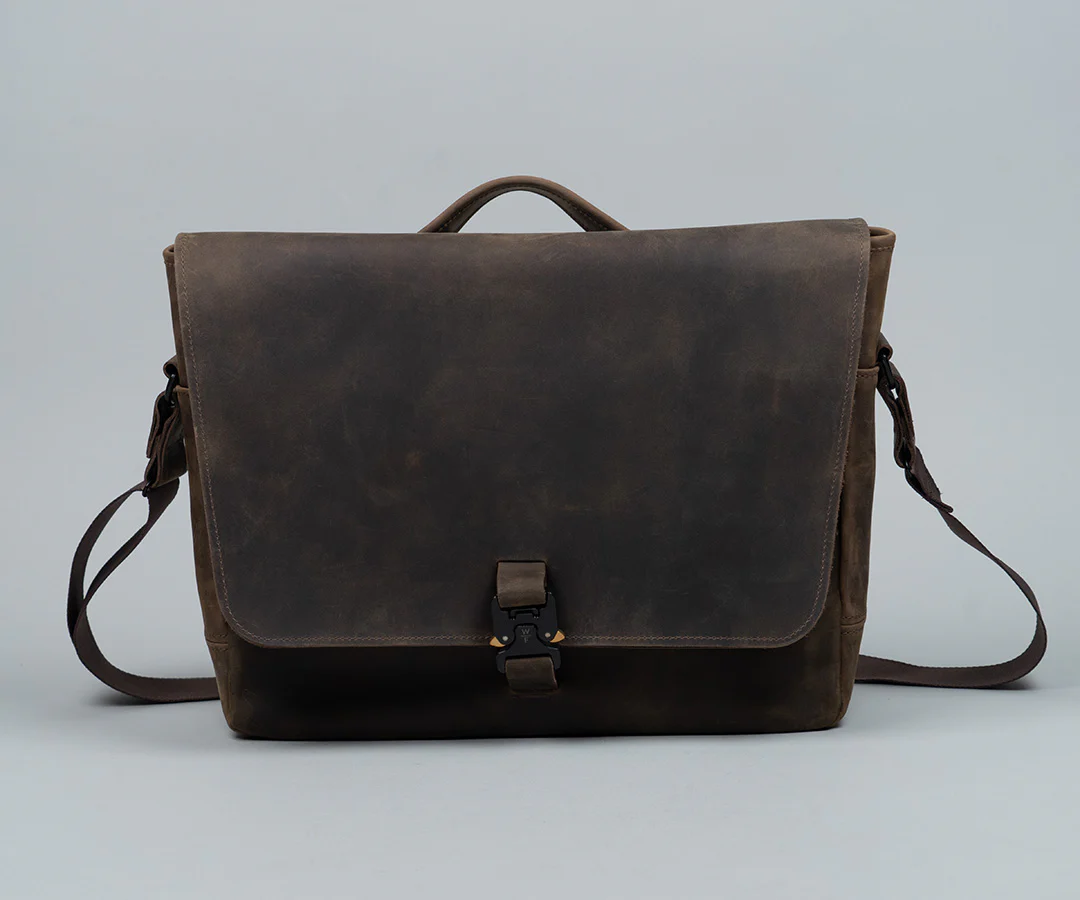 Executive Leather Messenger - Image 8