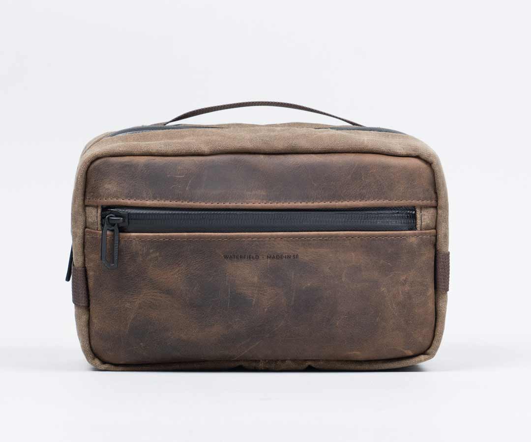 Hanging Toiletry Bag - Image 12
