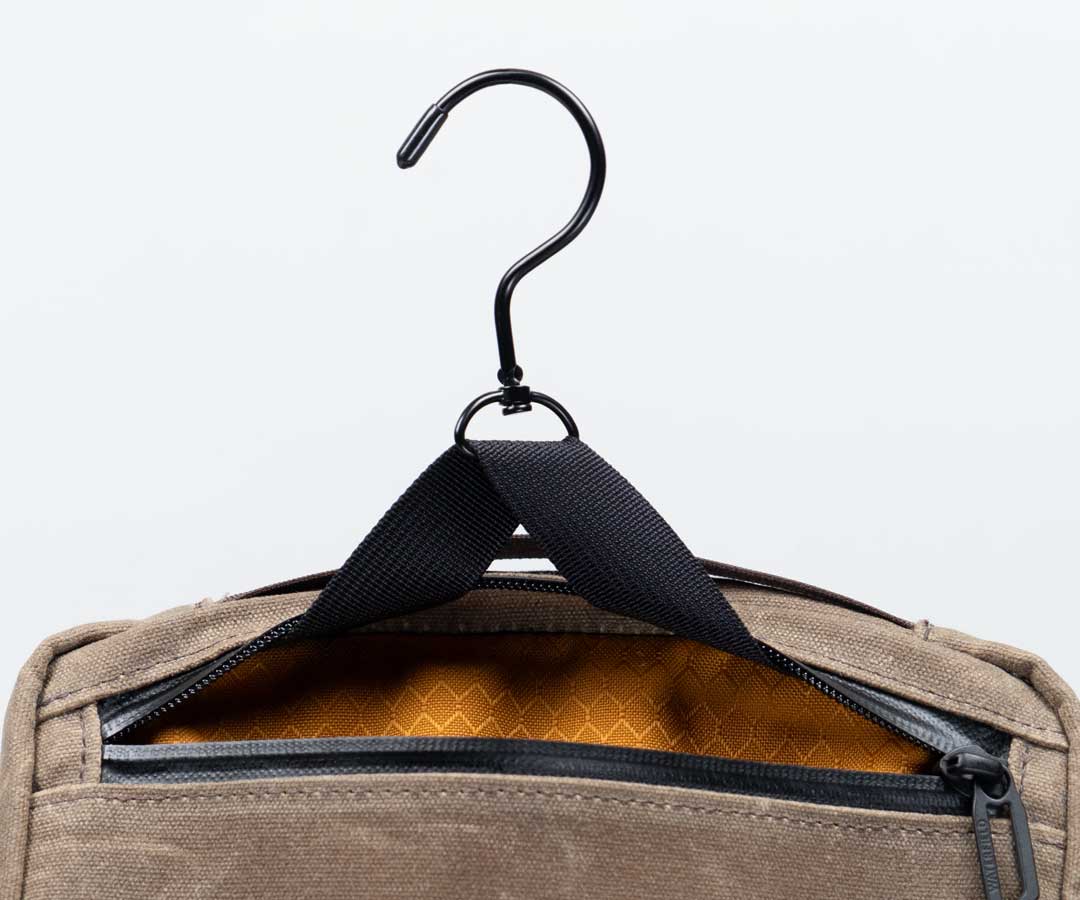 Hanging Toiletry Bag - Image 9