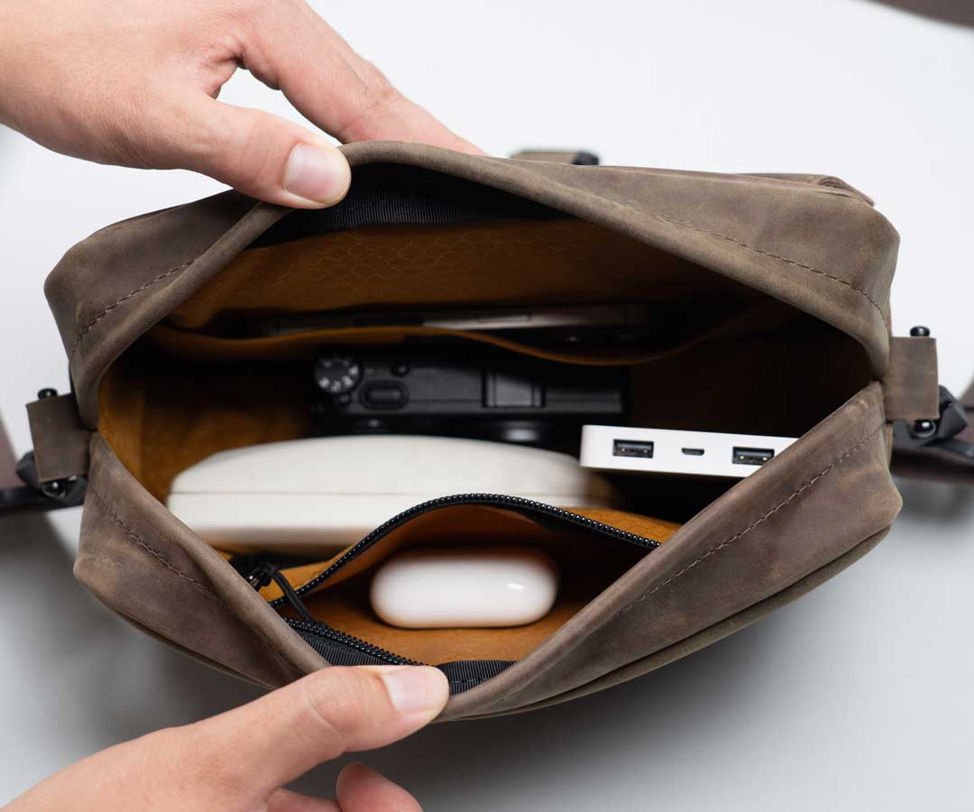 Hudson Leather Crossbody - Image 3