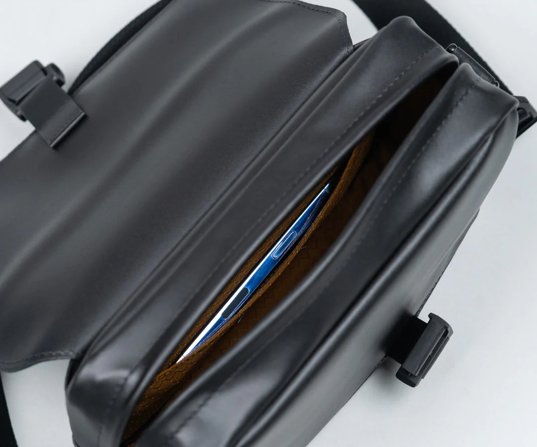 Hudson Leather Crossbody - Image 4