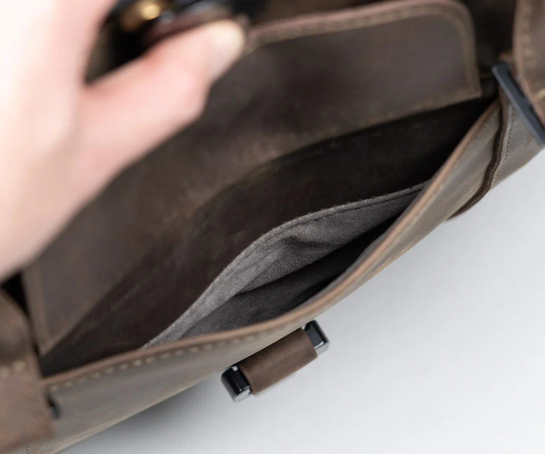 Lexington Leather Brief - Image 10