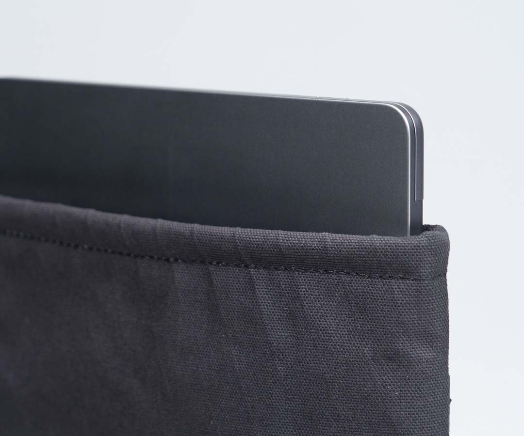 Magnetic Laptop Sleeve for MacBook - Image 4