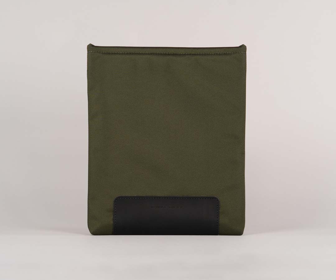 Magnetic Sleeve for iPad Pro - Image 16