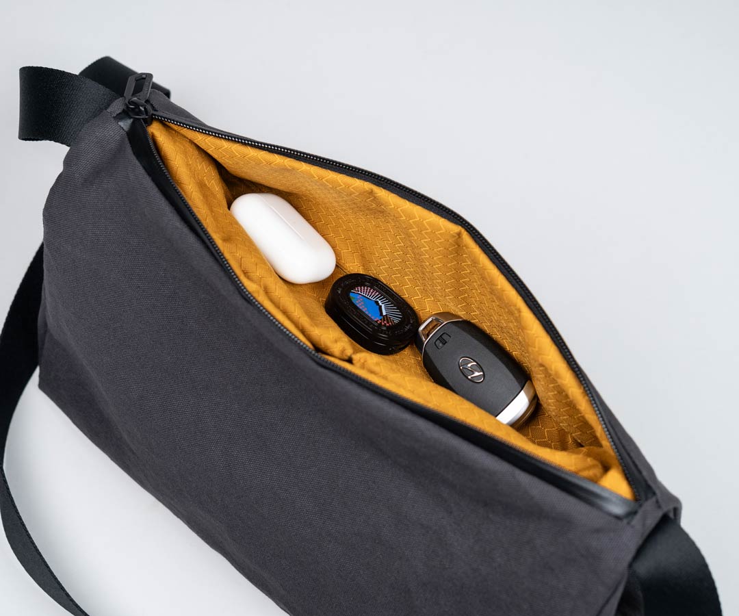 Relay Crossbody Bag - Image 10