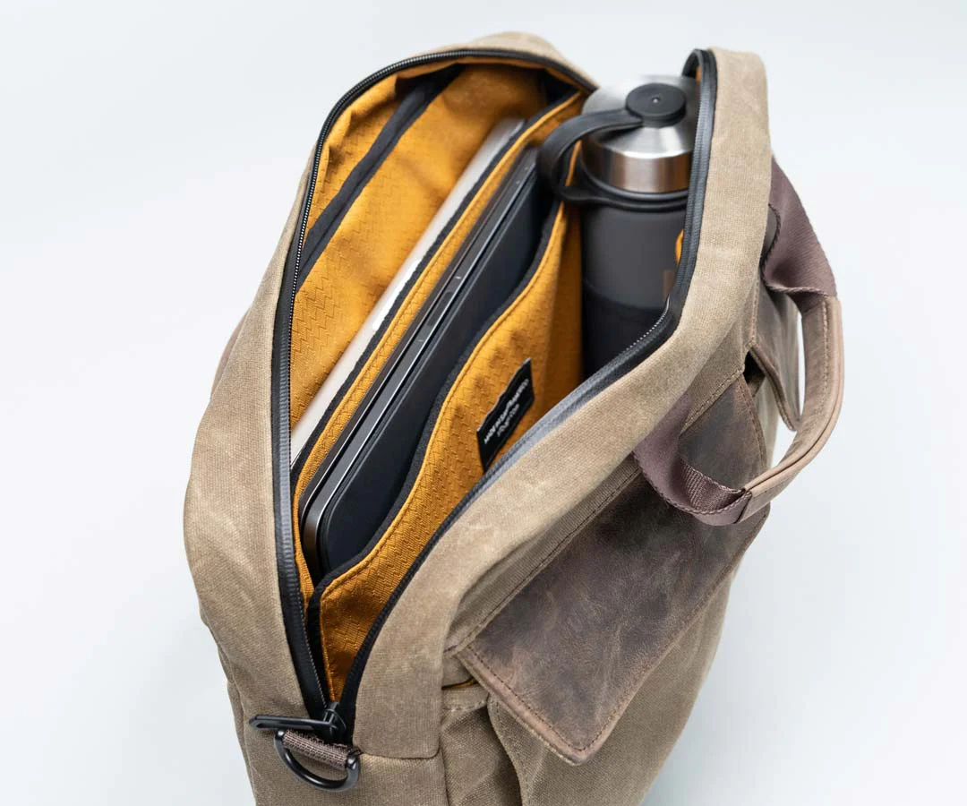 Shinjuku Laptop Brief - Image 8