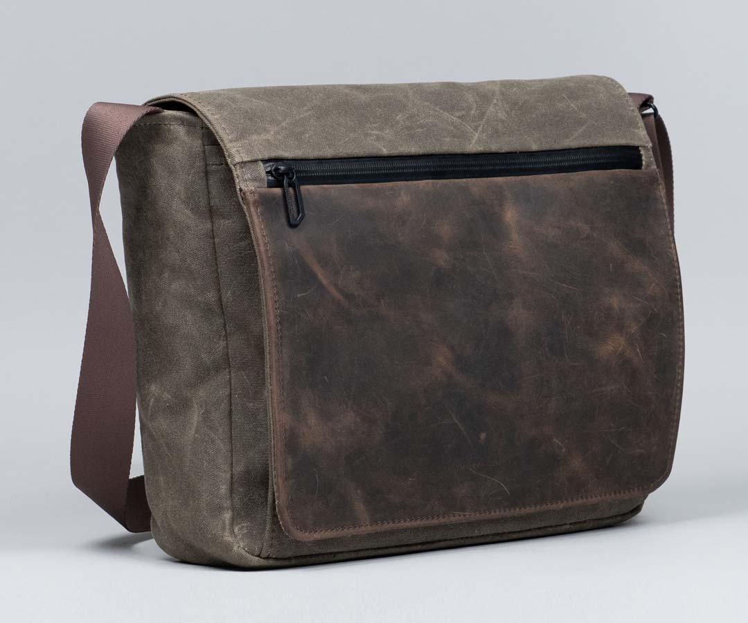 Shinjuku Messenger Bag - Image 3