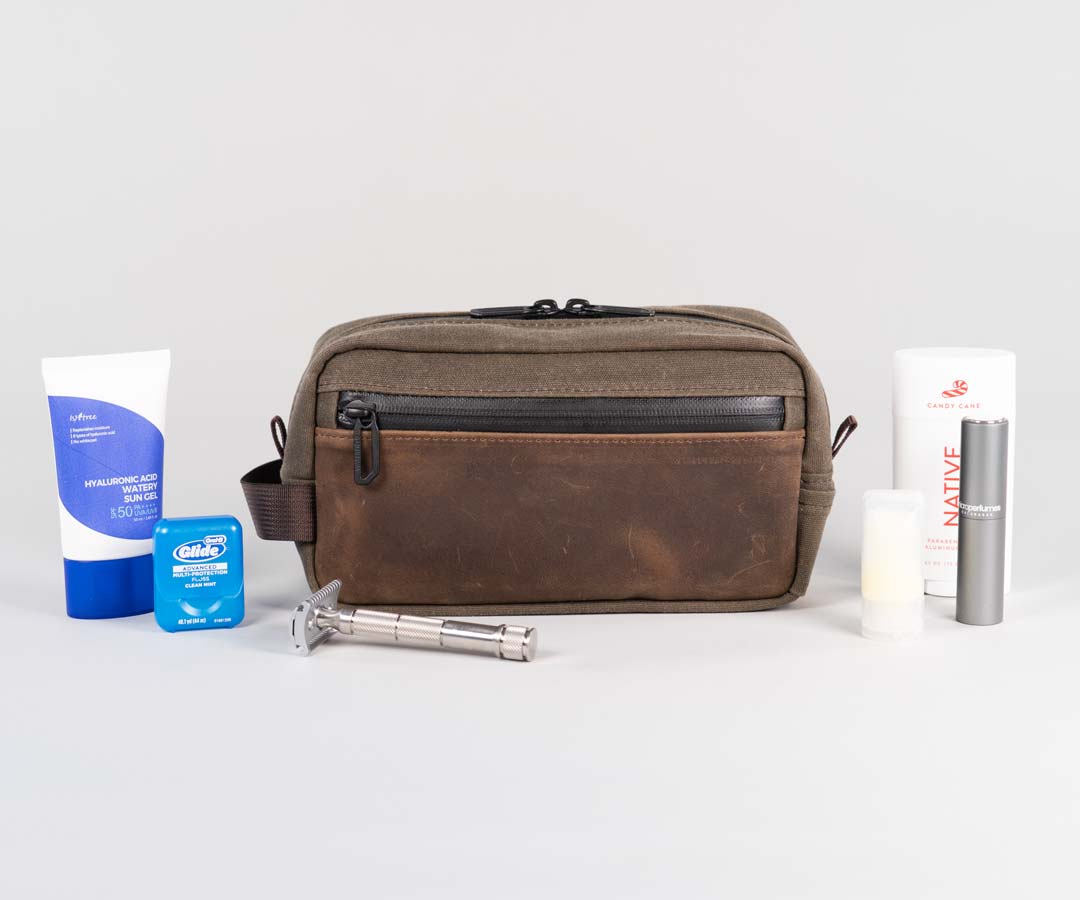 Travel Toiletry Bag - Image 3