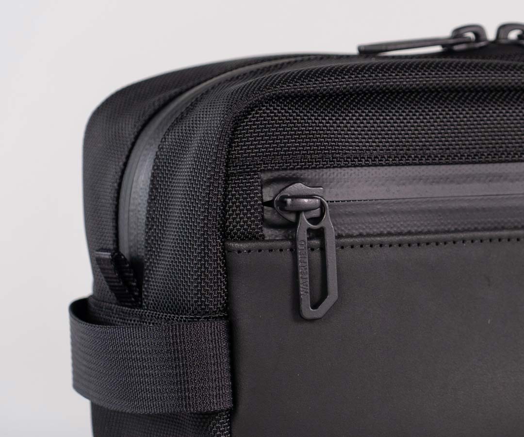 Travel Toiletry Bag - Image 7