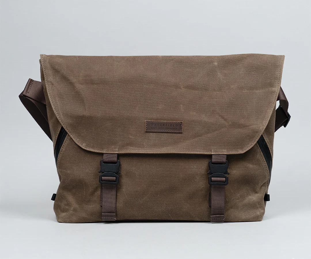 Vitesse Messenger Bag - Image 10
